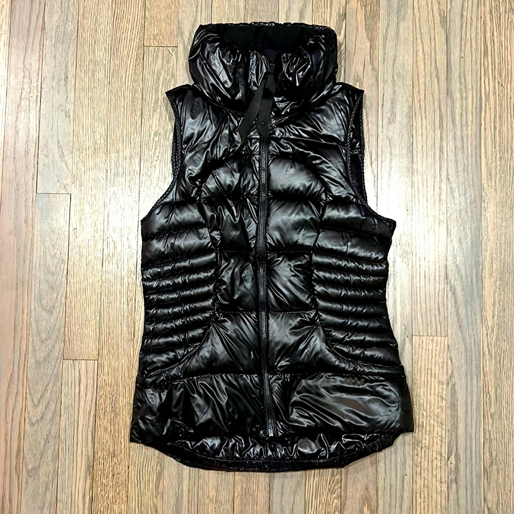 COPY - Lululemon goose down vest size 6